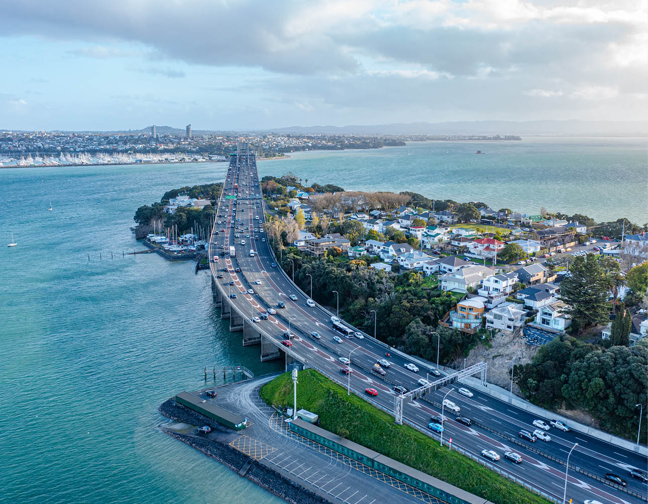 Medium traffic in the rush hour is seen on Auckland Harbour Bridge, Northern Motorway from N orth Shore